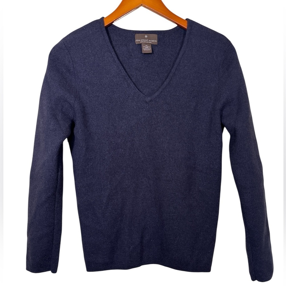 Fenn Wright Manson Classic Blue V-Neck Sweater 100% Merino Wool